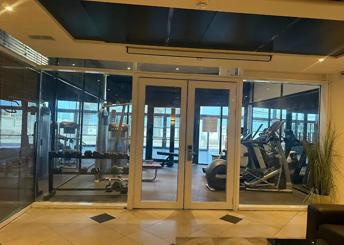 Island Luxurious Suites Hotel And Spa